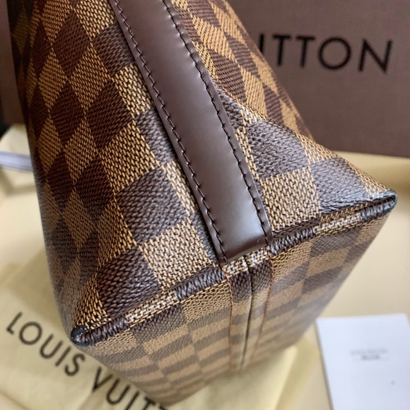 ‼️sold‼️Louis Vuitton Illovo MM - Picture 14 of 16